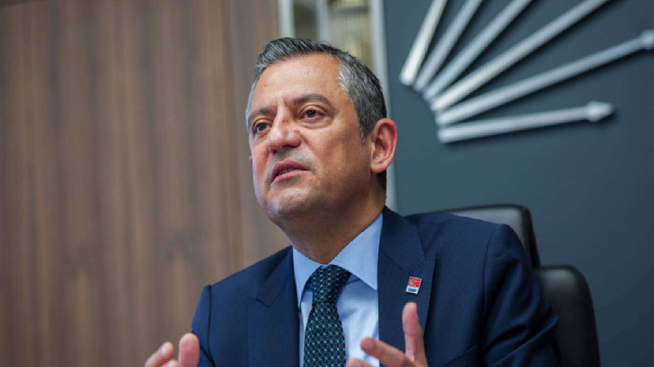 CHP'de flaş gelişme... Özgür Özel'in grup başkanlığı bitiyor! Tarihi verdi: İşte yerine geçecek isim 6